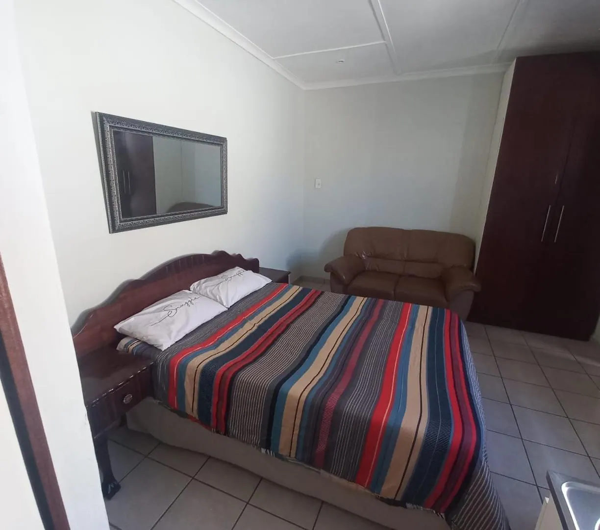 Homestay Overnight Lodge Cape Town